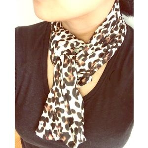 Wet Seal Leopard Print Infinity Scarf